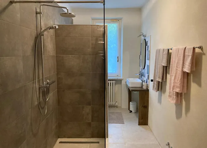 Casa Finestre Bianche