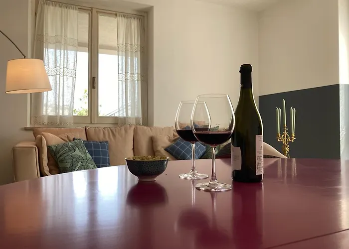 Casa Finestre Bianche