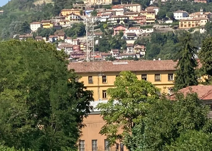 Casa Finestre Bianche